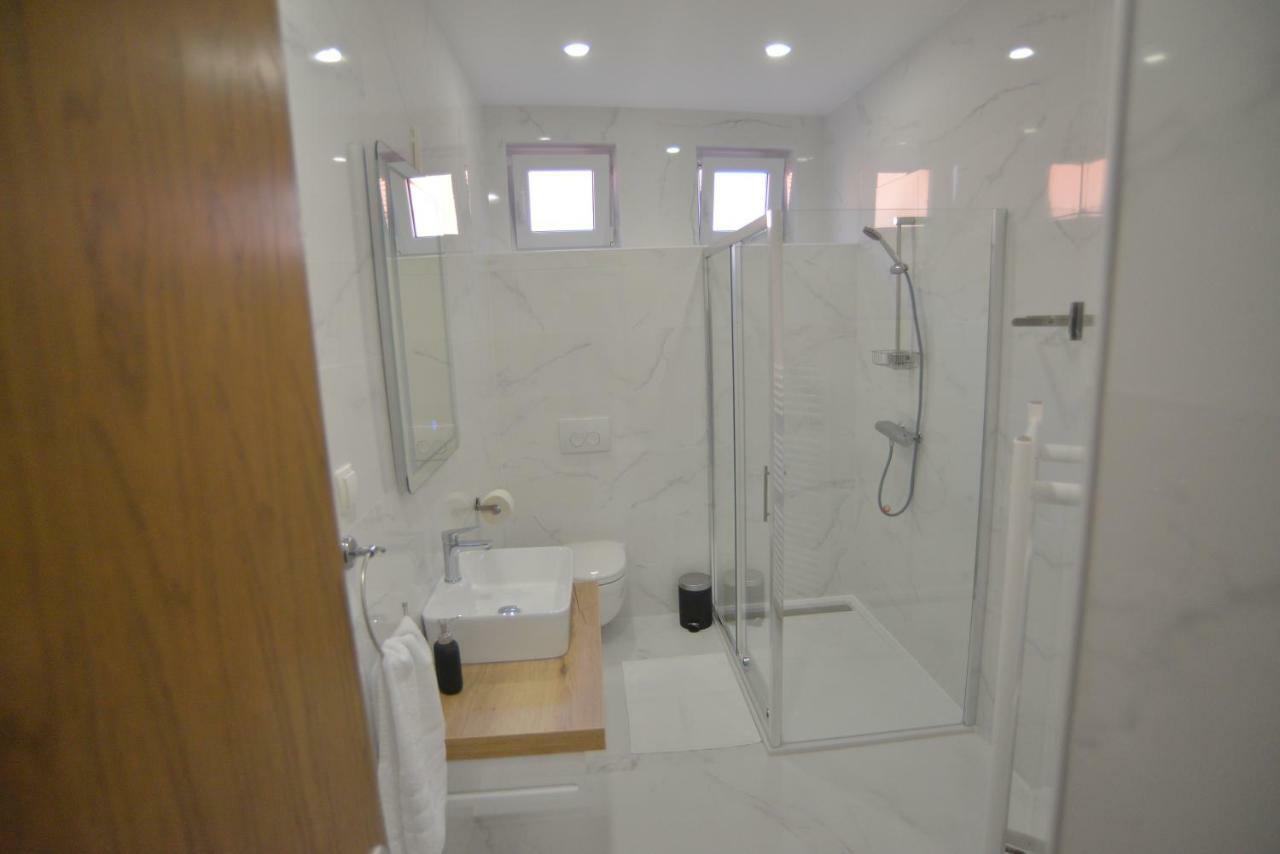 Apartman Lena Ðakovo المظهر الخارجي الصورة